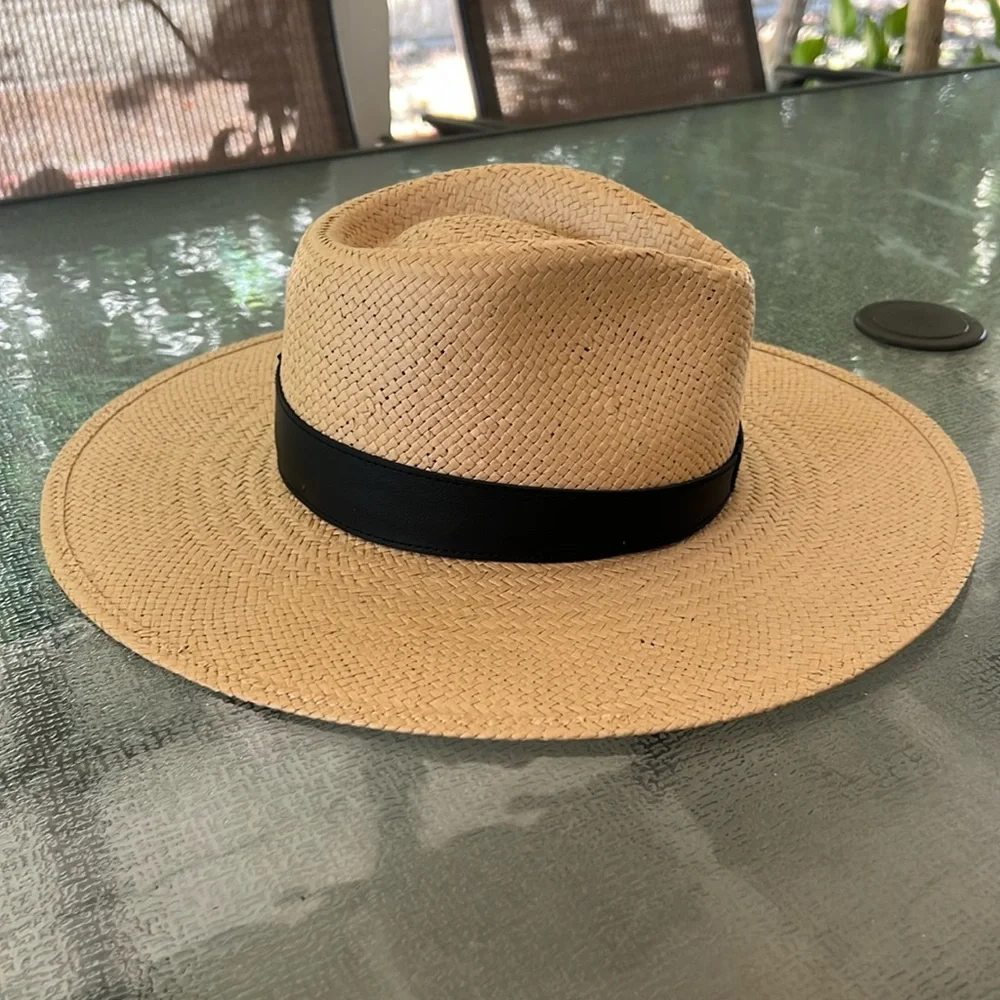 Janessa Leone classic wide